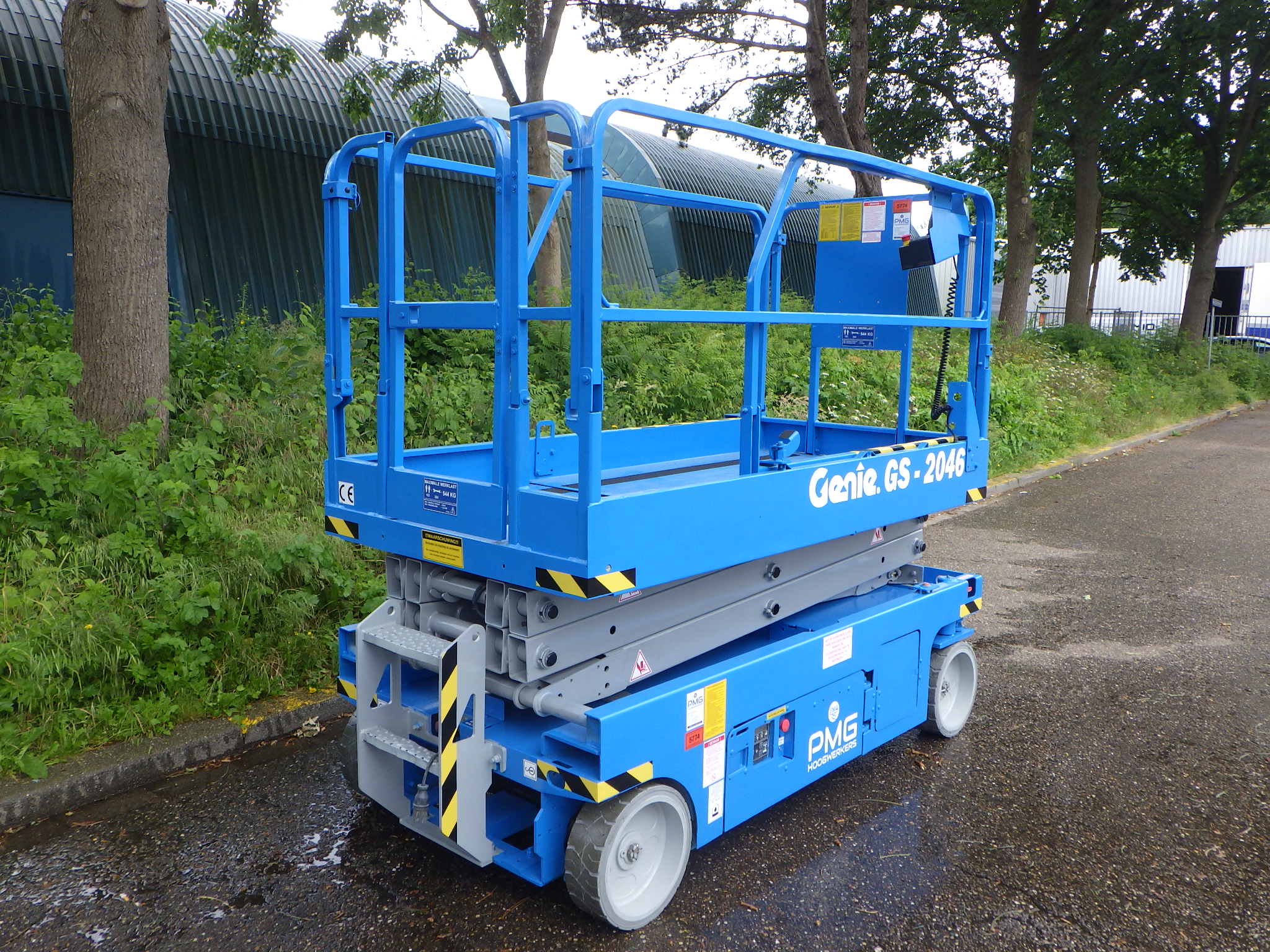 Genie GS-2046