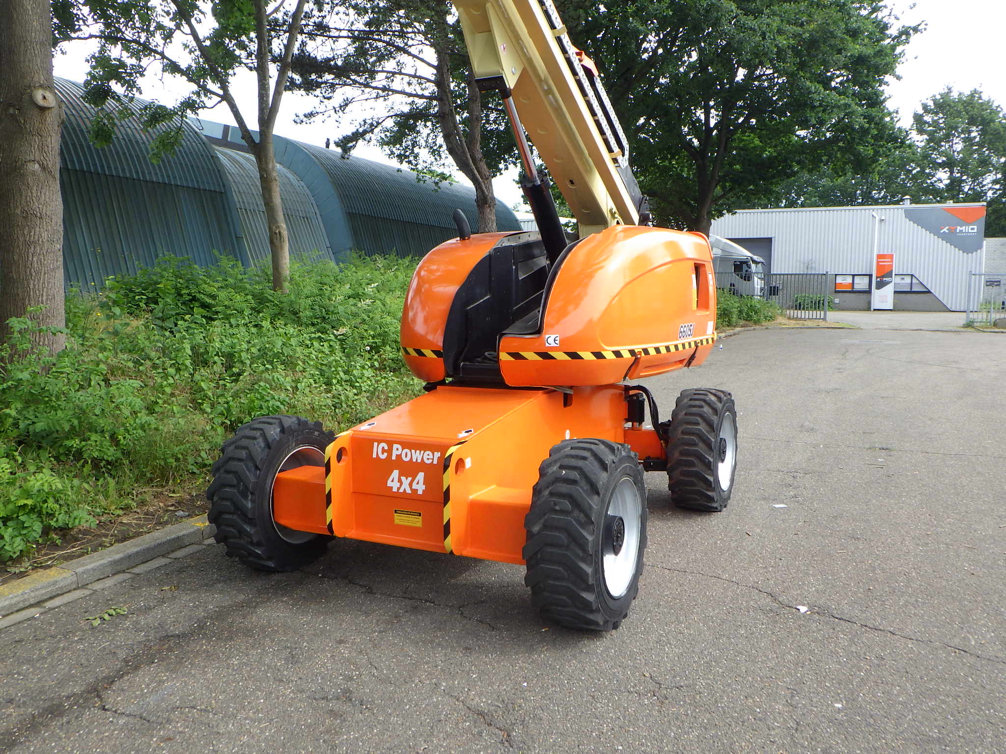 JLG 660SJ 