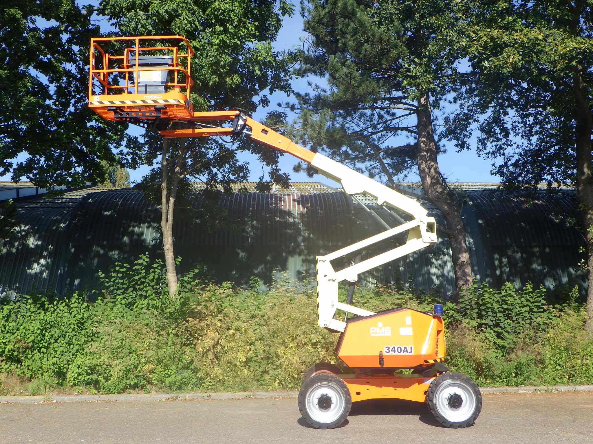 JLG 340AJ 