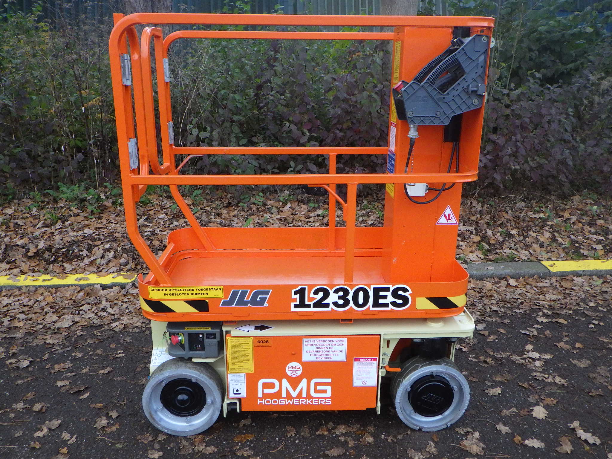 JLG 1230ES