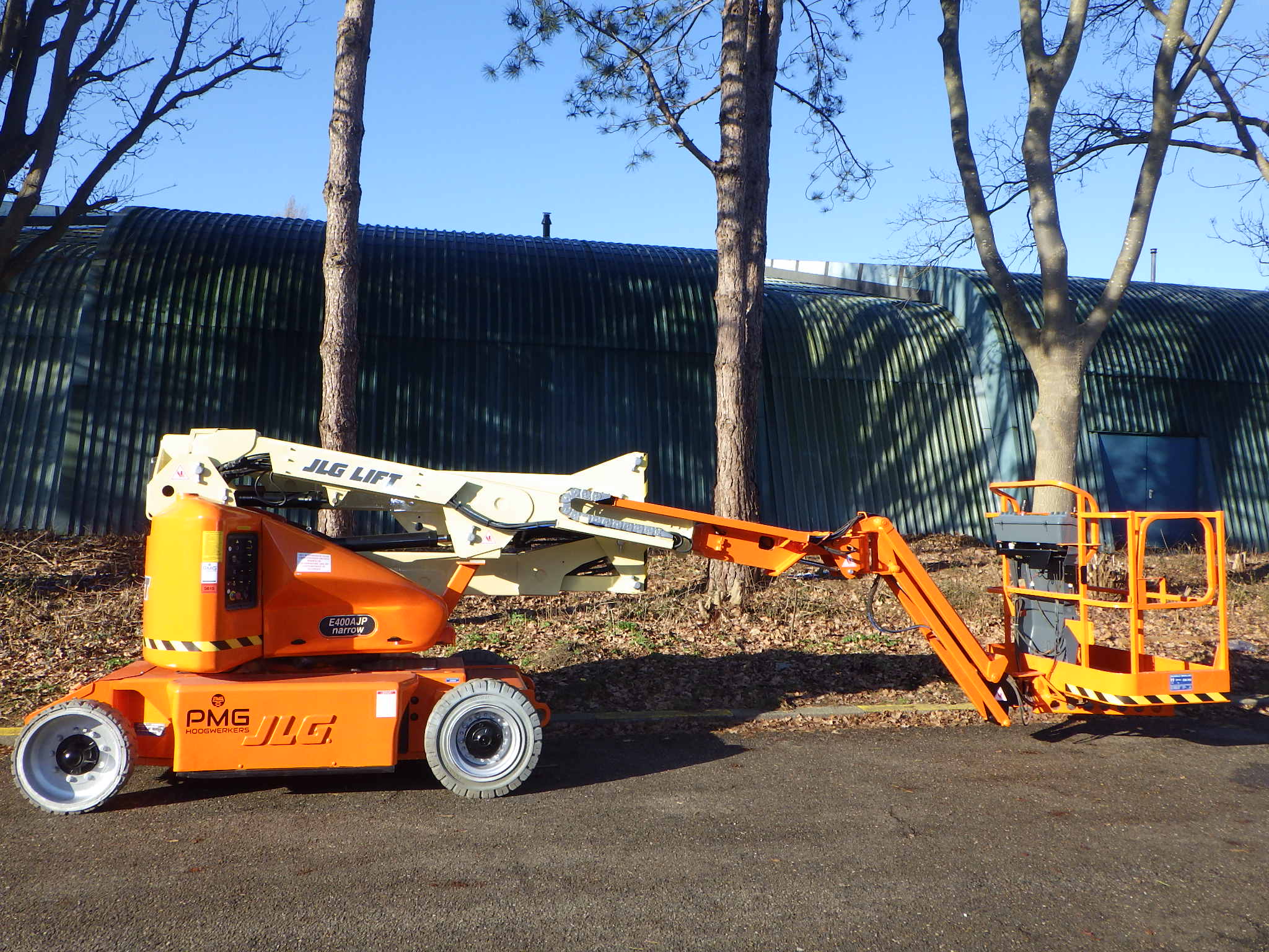 JLG E400AJPN