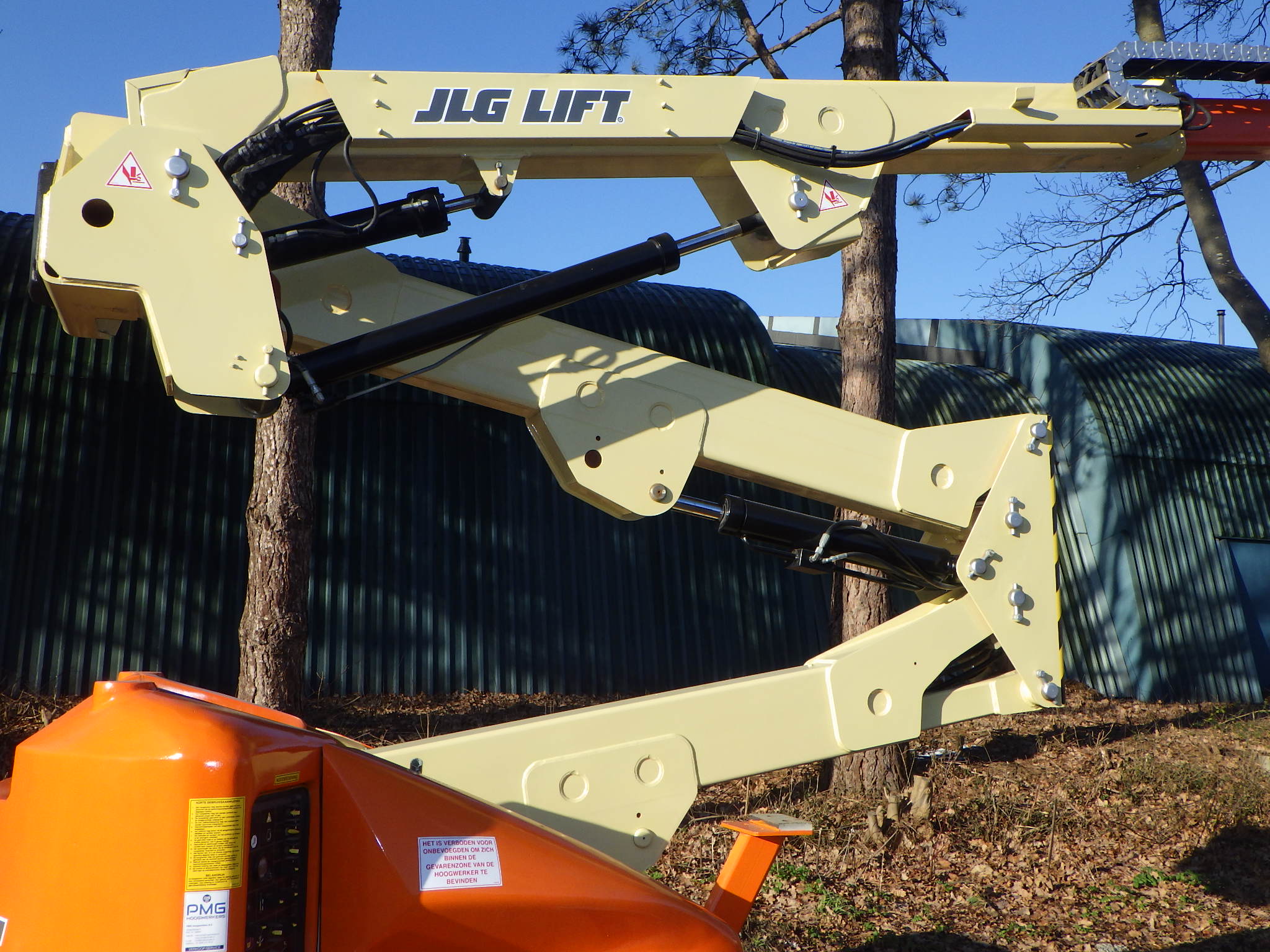 JLG E400AJPN