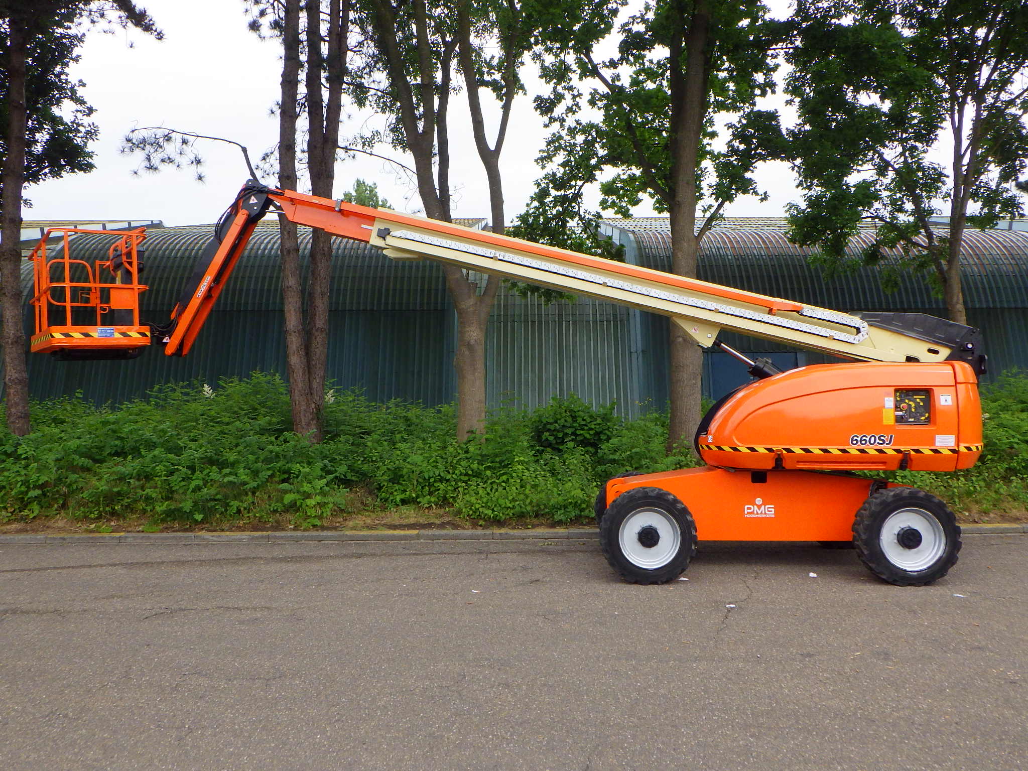 JLG 660SJ 