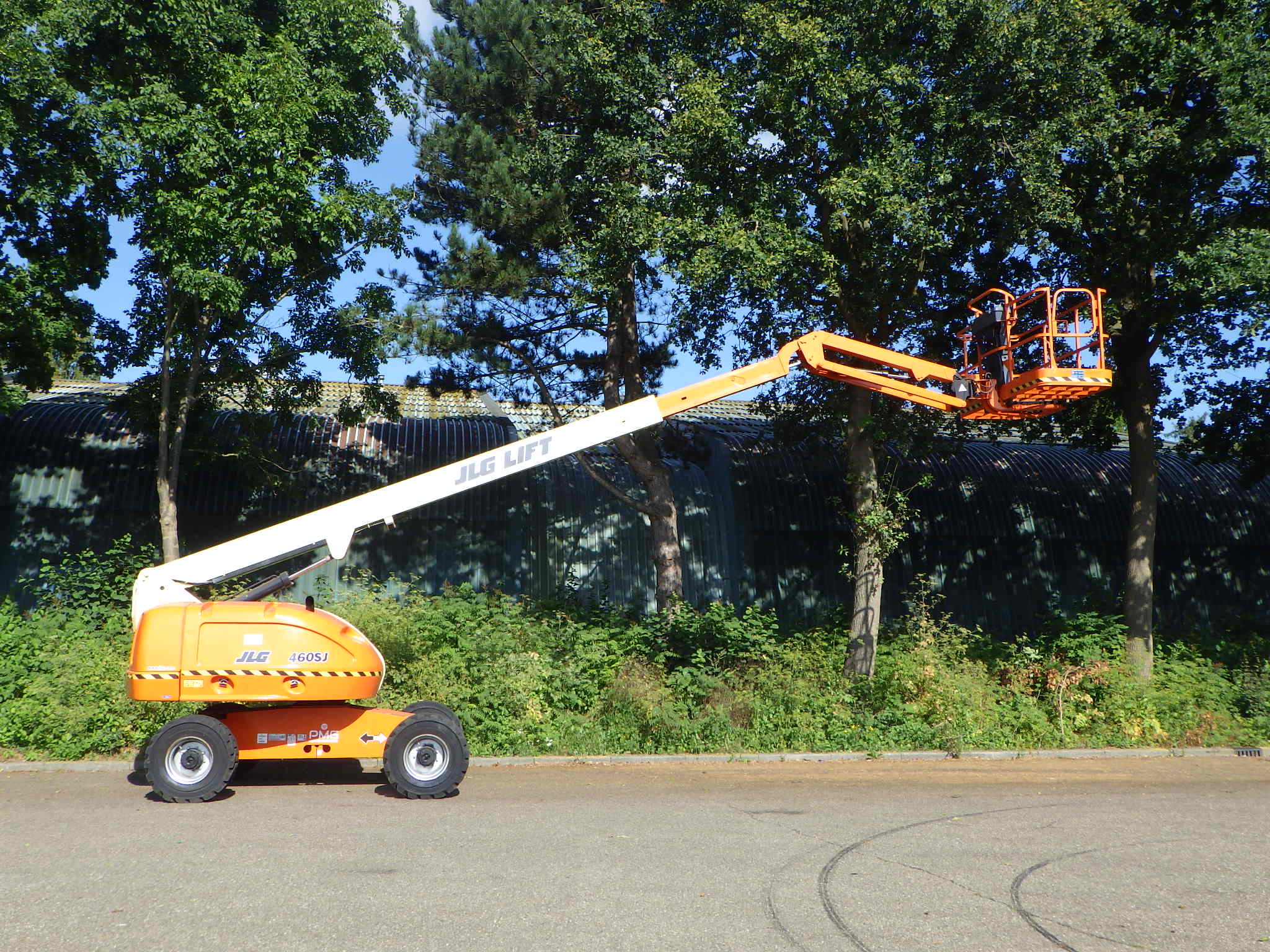 JLG 460SJ