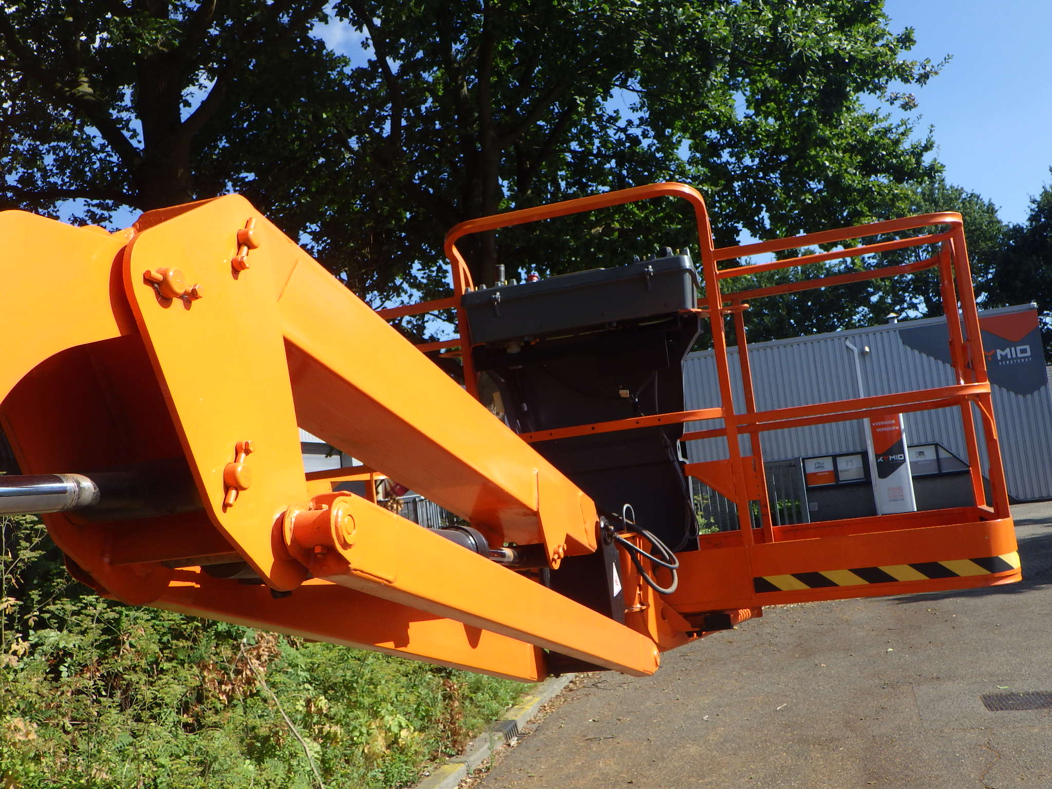 JLG 460SJ