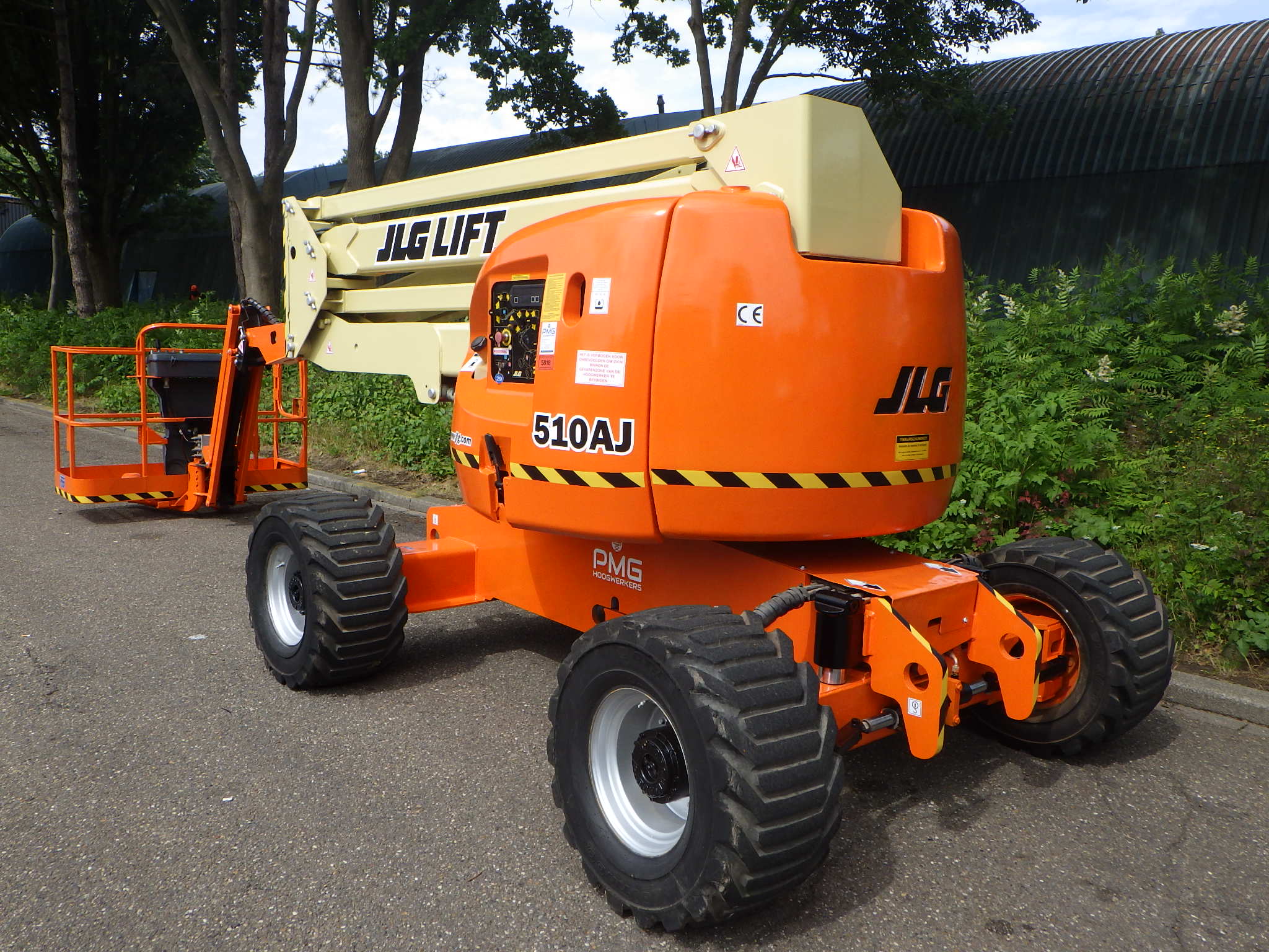 JLG 510AJ