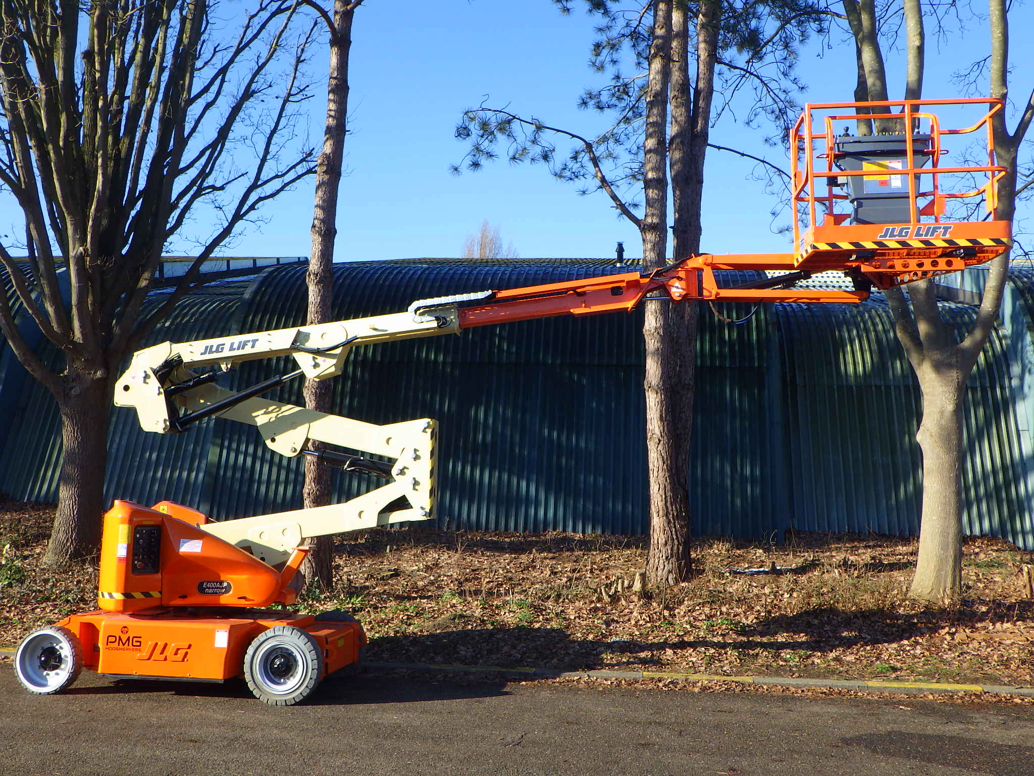 JLG E400AJPN